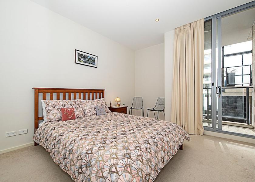 New South Wales Canberra Room