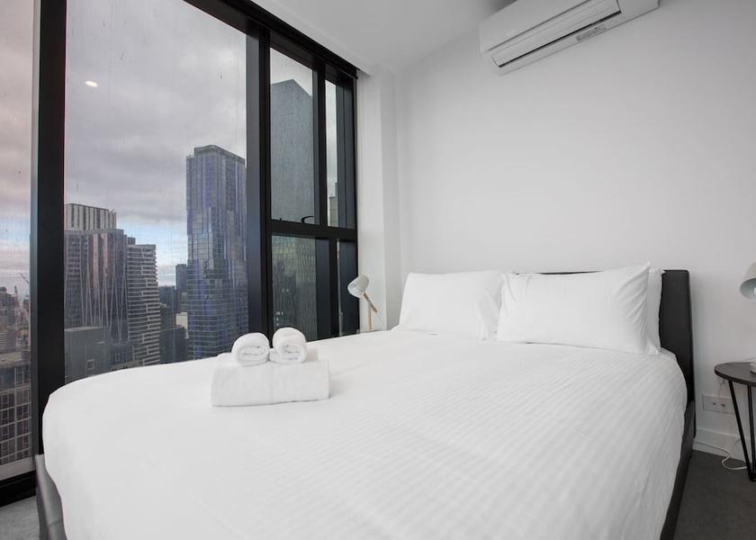 Victoria Melbourne Room