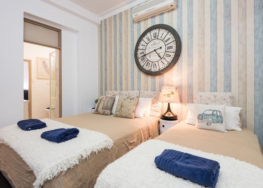 New South Wales Sydney Room
