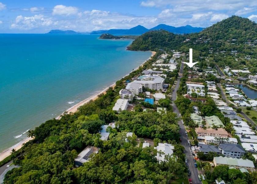 Queensland Trinity Beach Exterior Detail