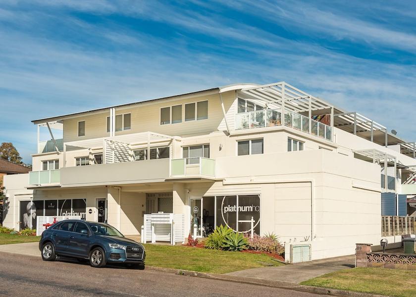 New South Wales Warners Bay Facade