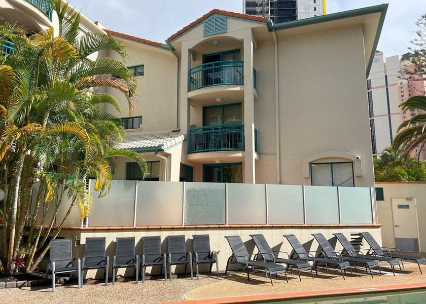 Queensland Broadbeach Pool