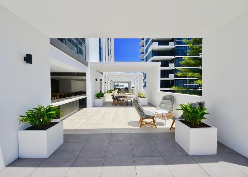 Queensland Broadbeach Courtyard