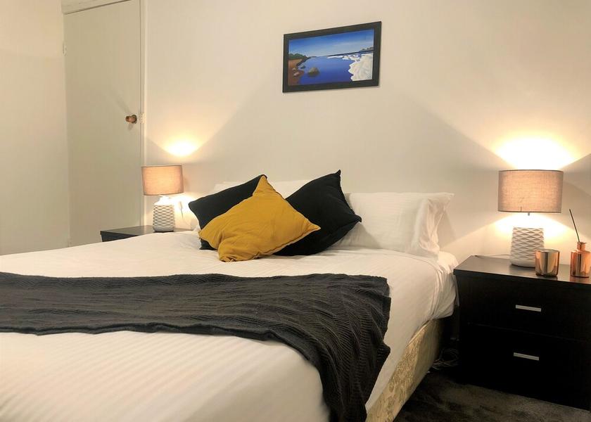 Victoria Melbourne Room