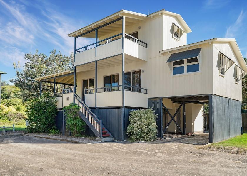 Queensland Eurong Facade