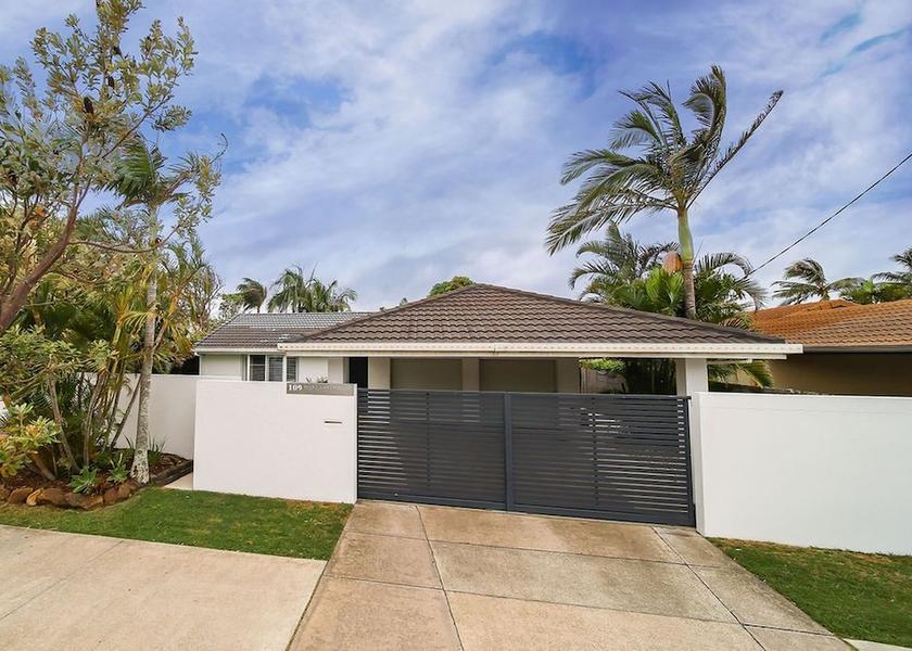 Queensland Sunshine Coast Facade