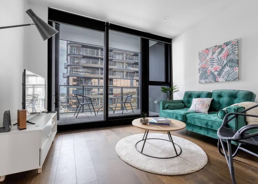 Victoria Glen Waverley Living Area