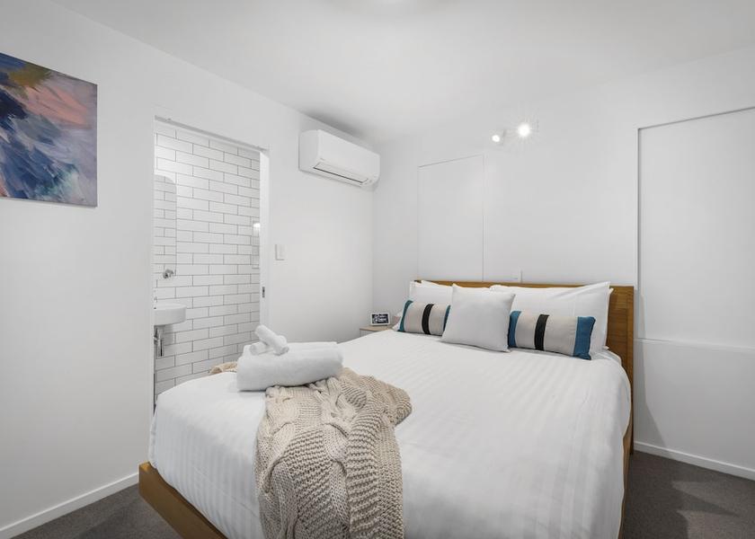 Tasmania Hobart Room