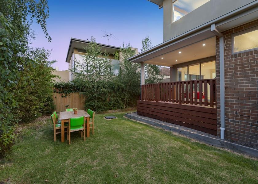 Victoria Melbourne Terrace