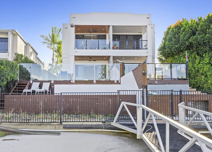 Queensland Surfers Paradise Exterior Detail