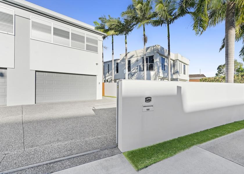 Queensland Surfers Paradise Exterior Detail