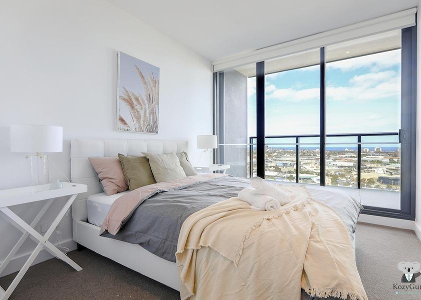 Victoria Melbourne Room