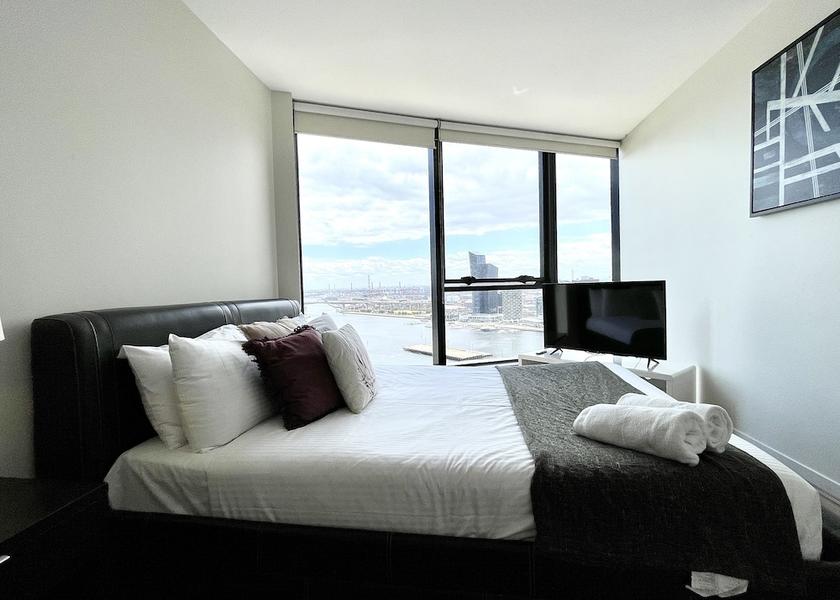 Victoria Melbourne Room