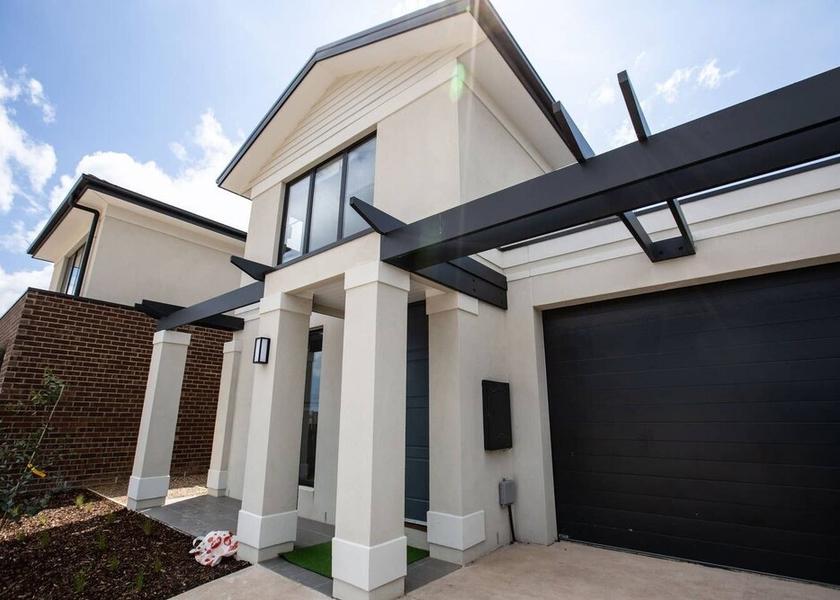 Victoria Melbourne Exterior Detail