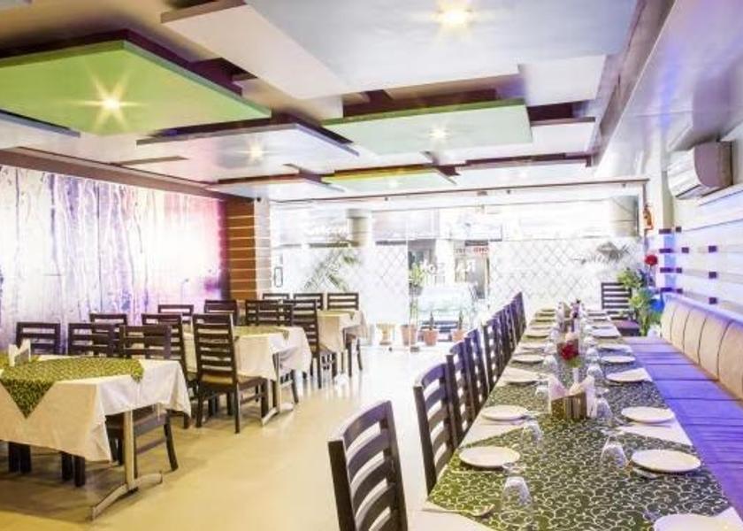 Madhya Pradesh Bhopal Food & Dining