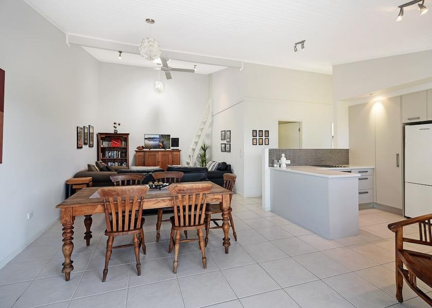 Queensland Sunshine Coast In-Room Dining