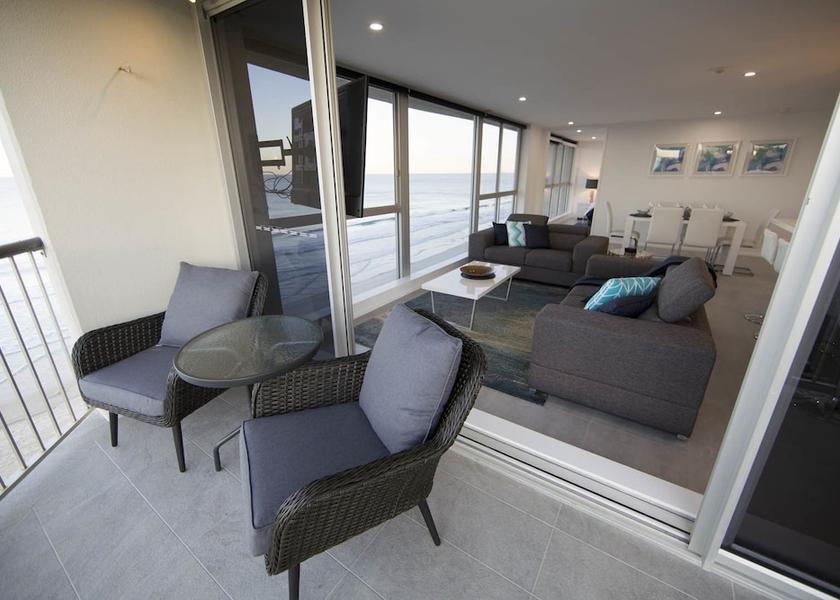 Queensland Main Beach Balcony