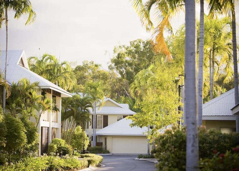 Queensland Craiglie Property Grounds