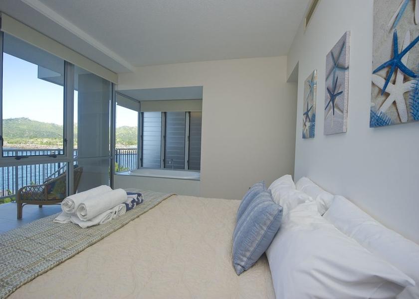 Townsville City Nelly Bay Room