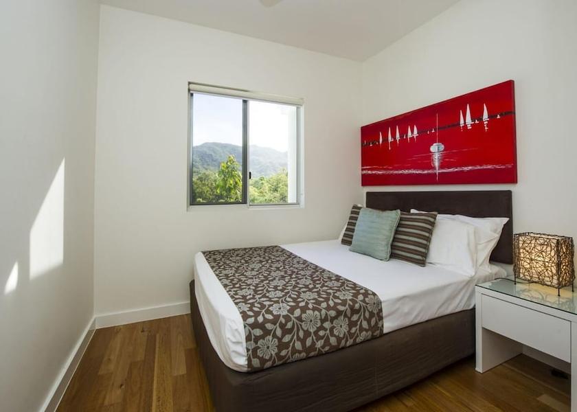 Townsville City Nelly Bay Room