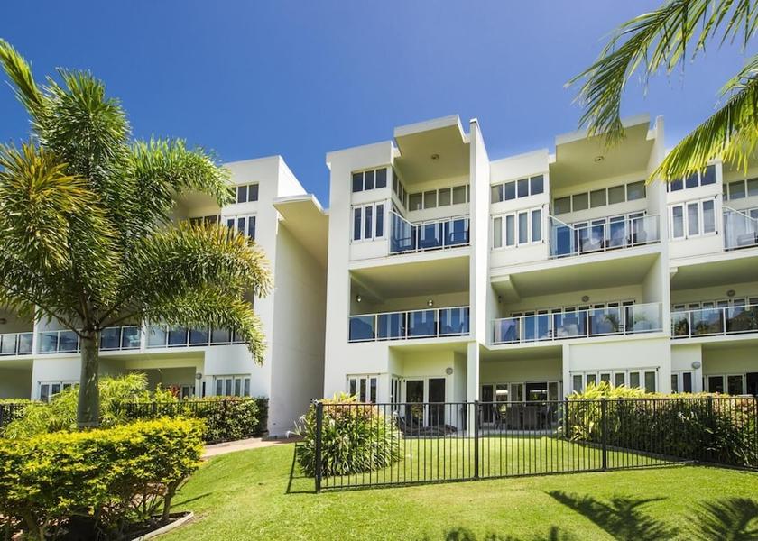 Townsville City Nelly Bay Exterior Detail