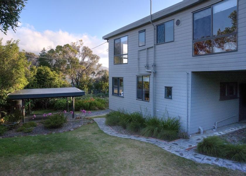 Tasmania Coles Bay Exterior Detail