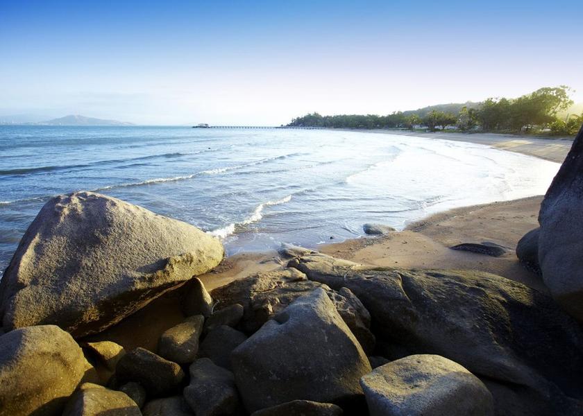 Queensland Picnic Bay Beach