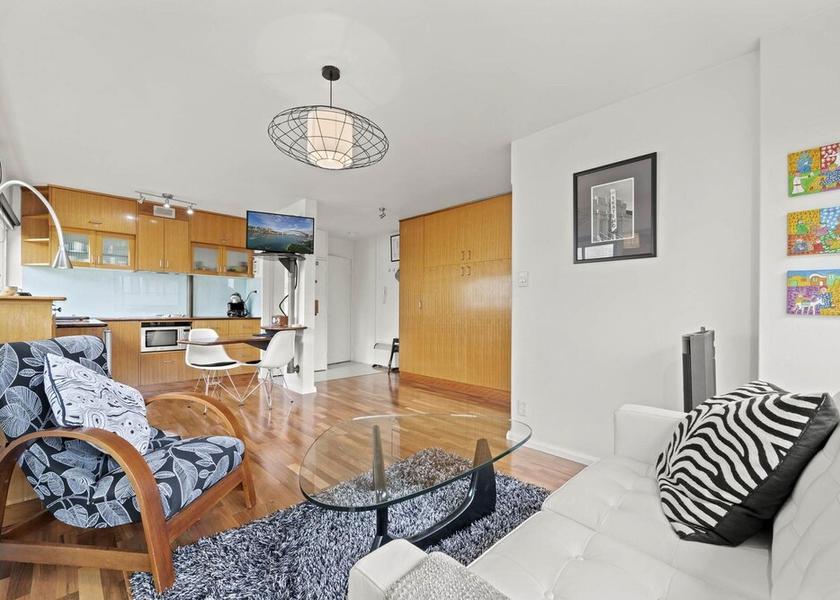 New South Wales Potts Point Room