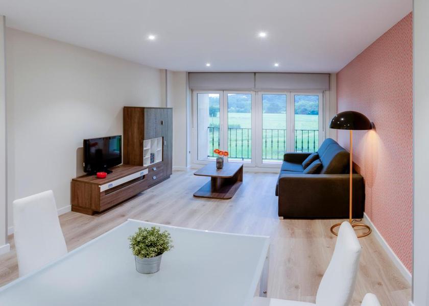 Cantabria Entrambasaguas Two-Bedroom Apartment (4 Adults)
