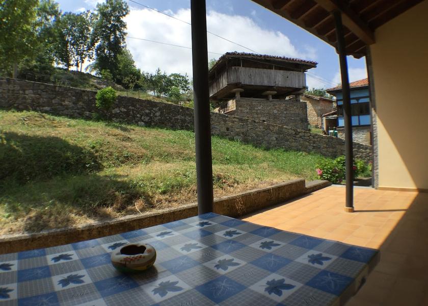 Asturias Onis Porch