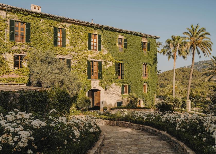 Balearic Islands Puigpunyent Facade