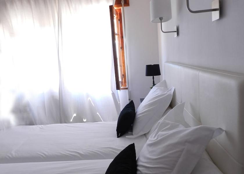Castile and León Puebla de Sanabria Room