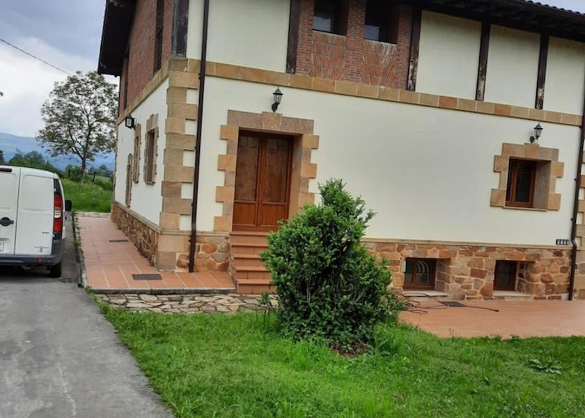 Basque Country Valle de Carranza Exterior Detail