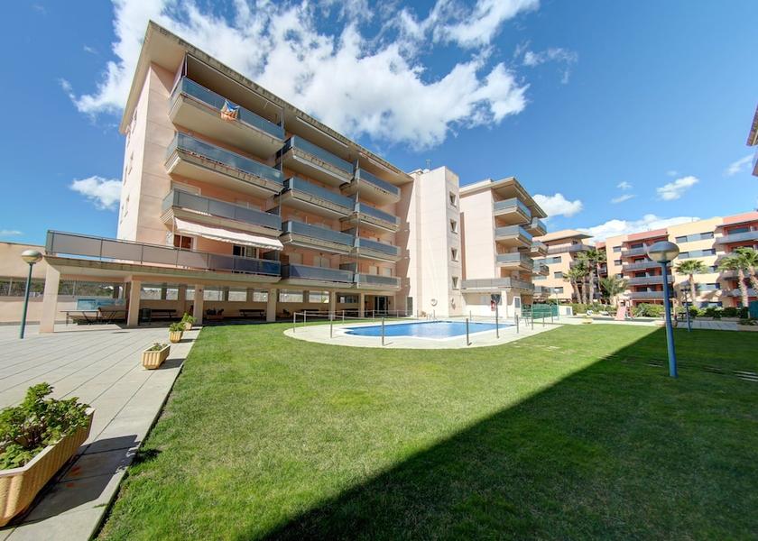 Catalonia Vila-Seca Pool