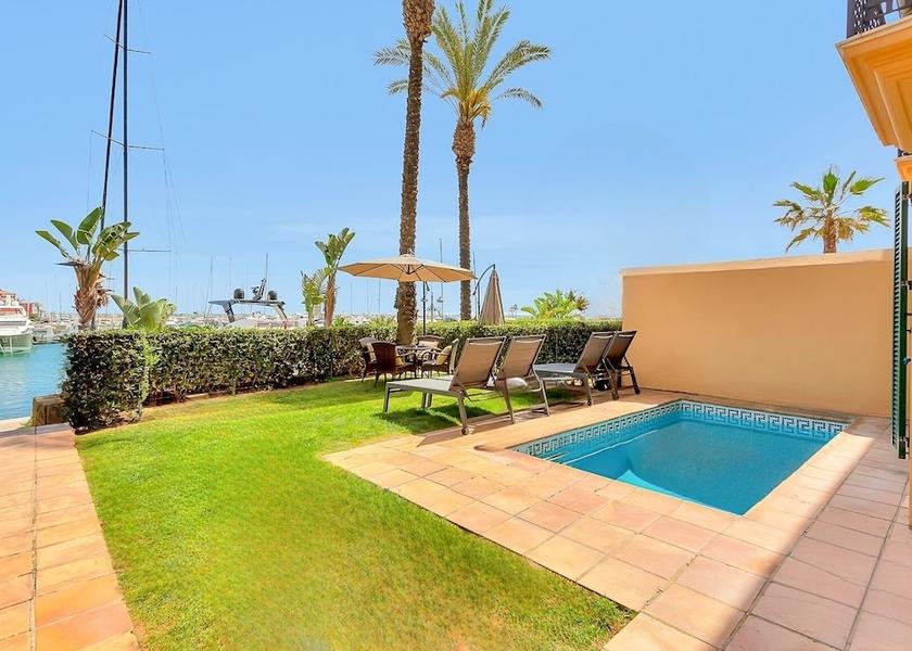 Andalucia San Roque Exterior Detail