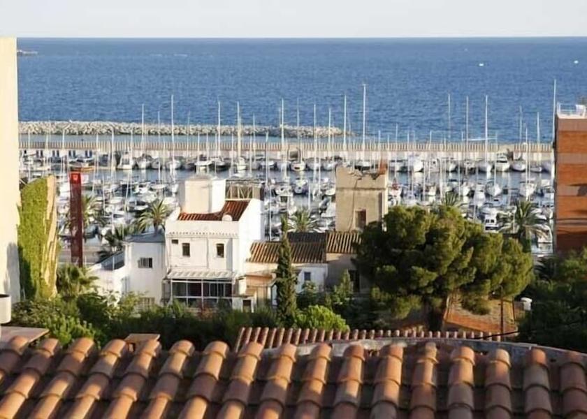 Catalonia Masnou Beach/Ocean View