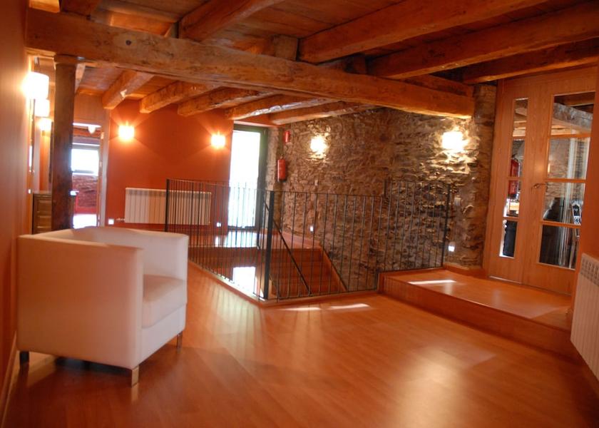 Catalonia Les Valls de Valira Interior Entrance