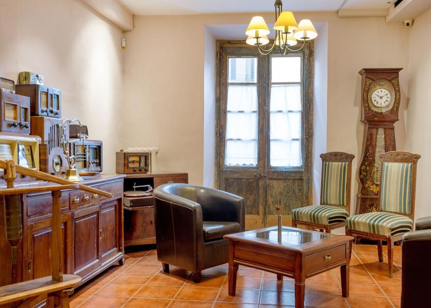 Catalonia La Seu d'Urgell Lobby