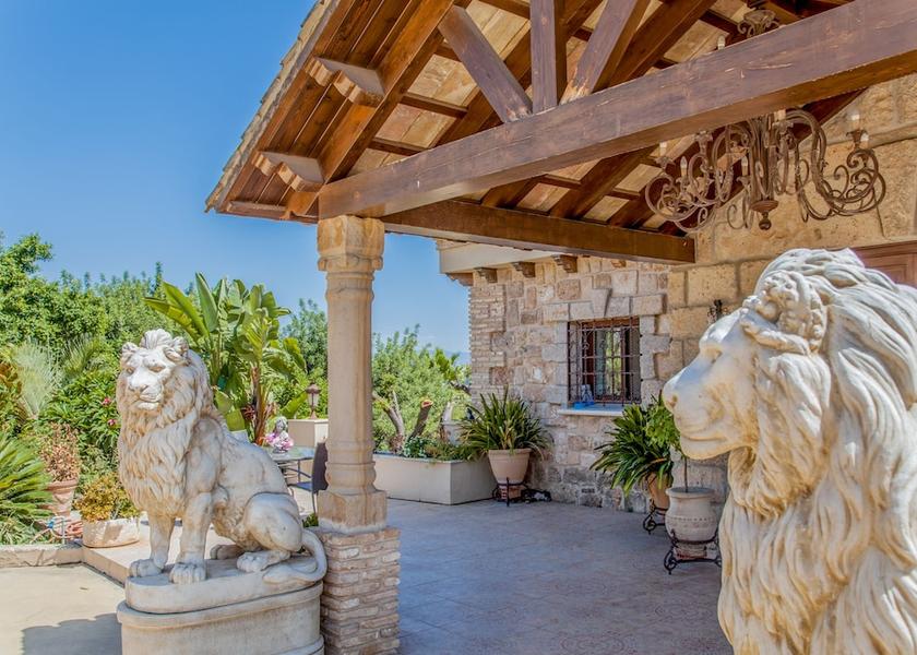 Andalucia Alhaurin de la Torre Exterior Detail