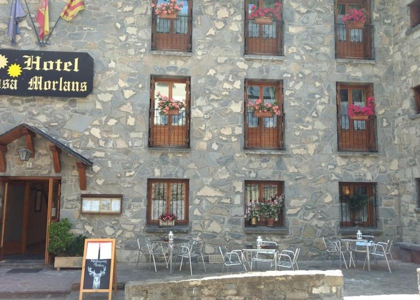 Aragon Panticosa Exterior Detail