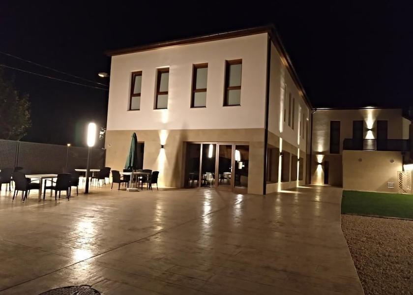 La Rioja Casalarreina Facade
