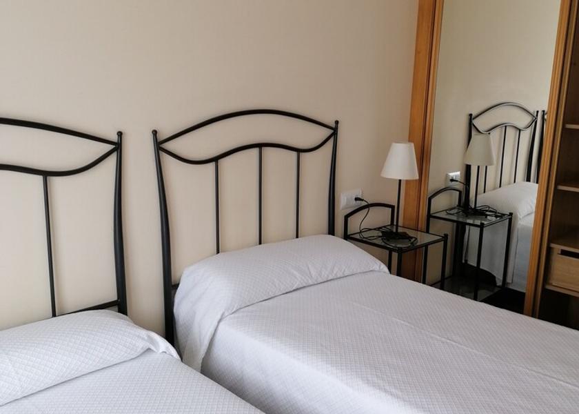 Asturias Tapia de Casariego Room