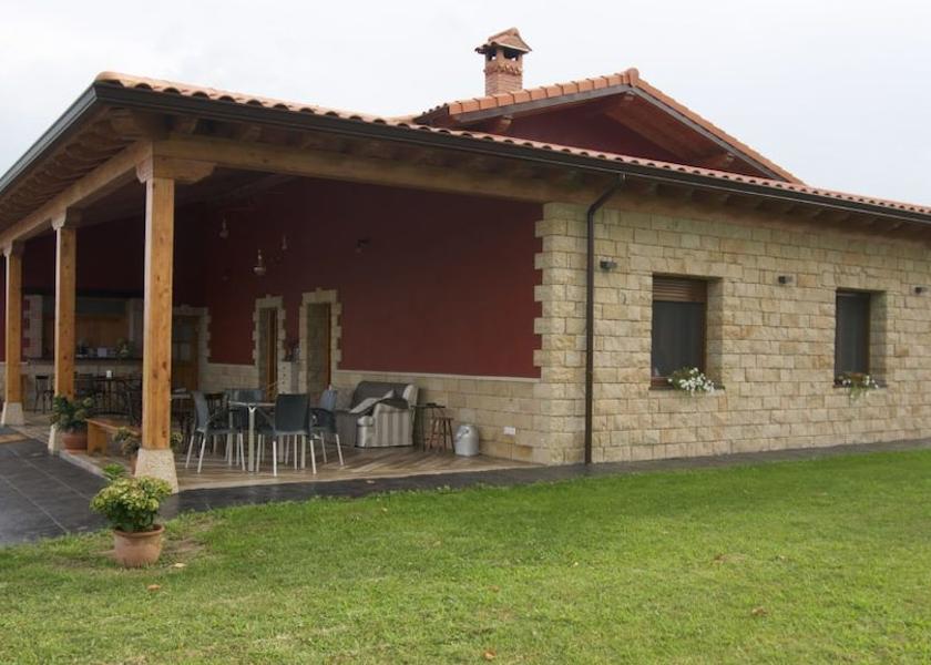 Cantabria Ribamontan al Mar Facade