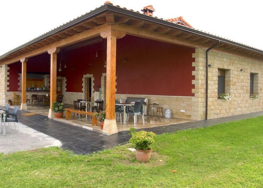 Cantabria Ribamontan al Mar Facade