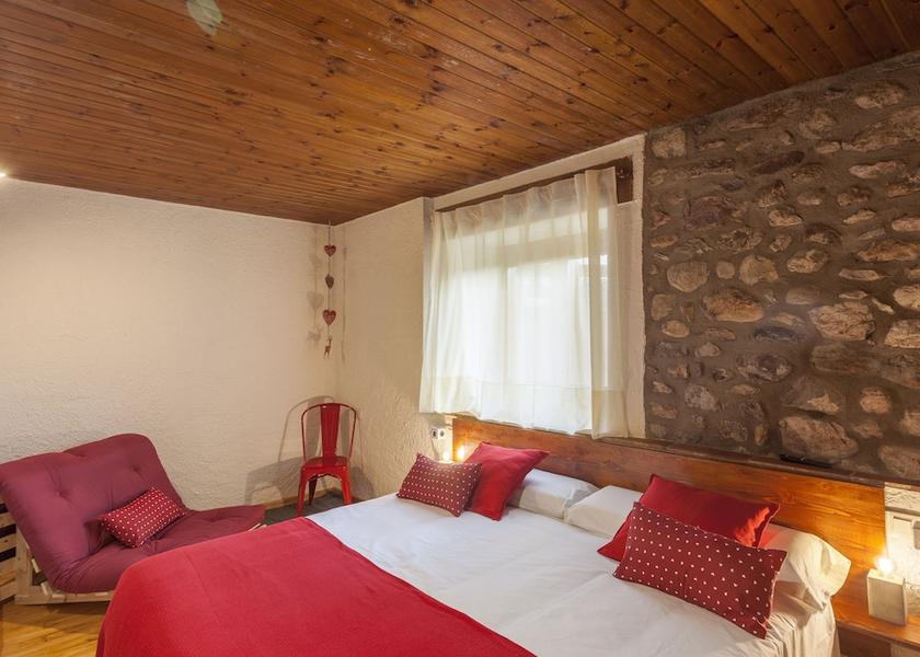 Catalonia Bellver de Cerdanya Room