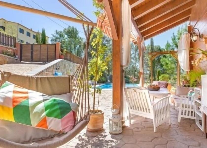 Catalonia Vidreres Exterior Detail