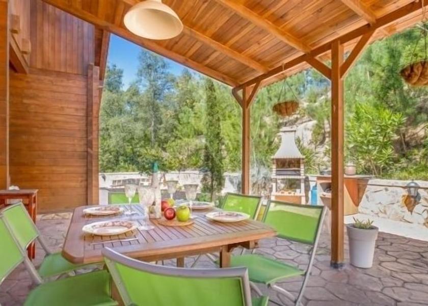 Catalonia Vidreres Exterior Detail