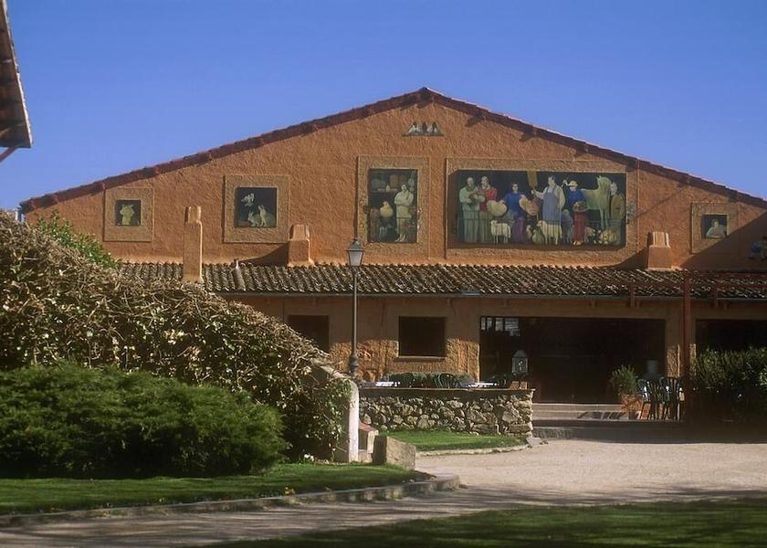 Castile and León Torrecaballeros Exterior Detail