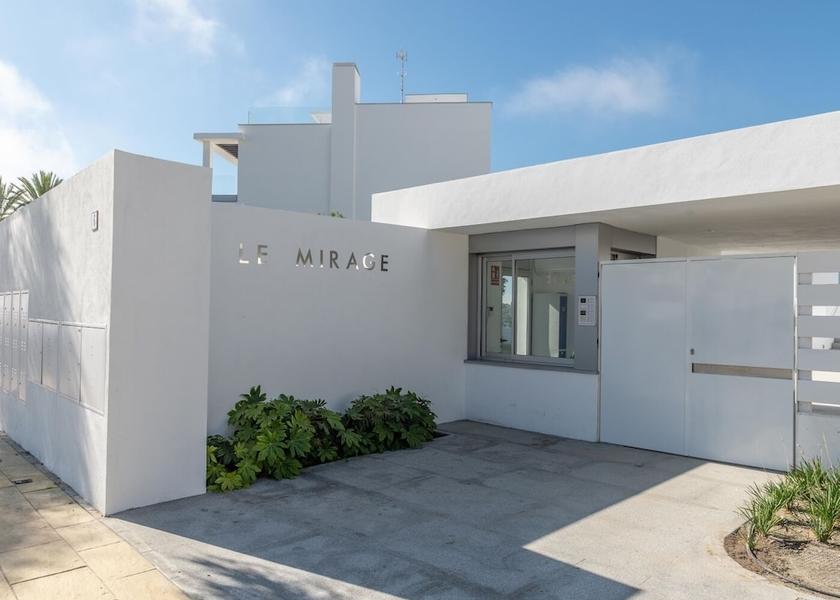 Andalucia Estepona Entrance