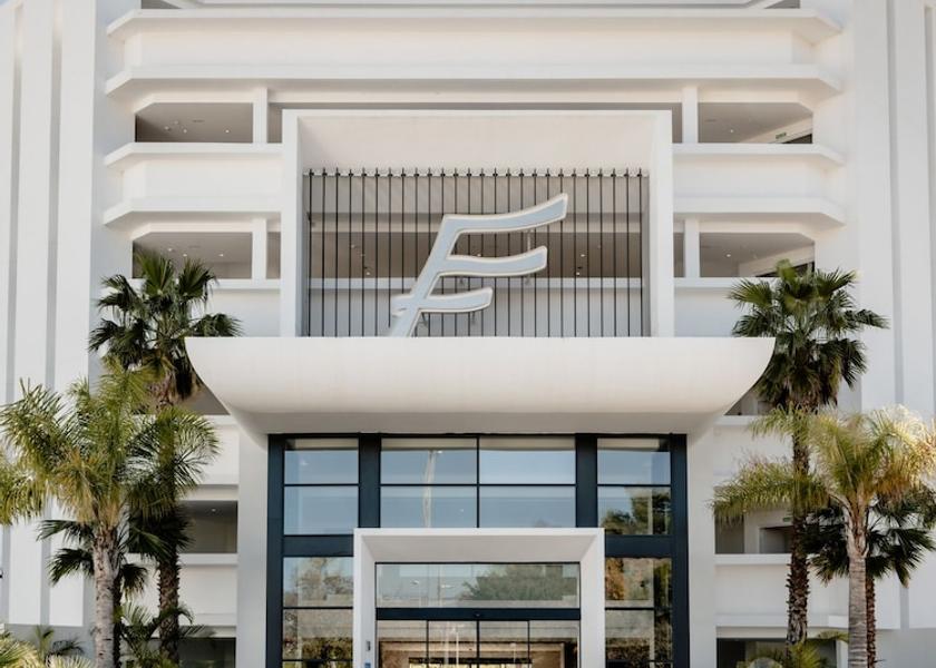 Andalusia Estepona Front of property
